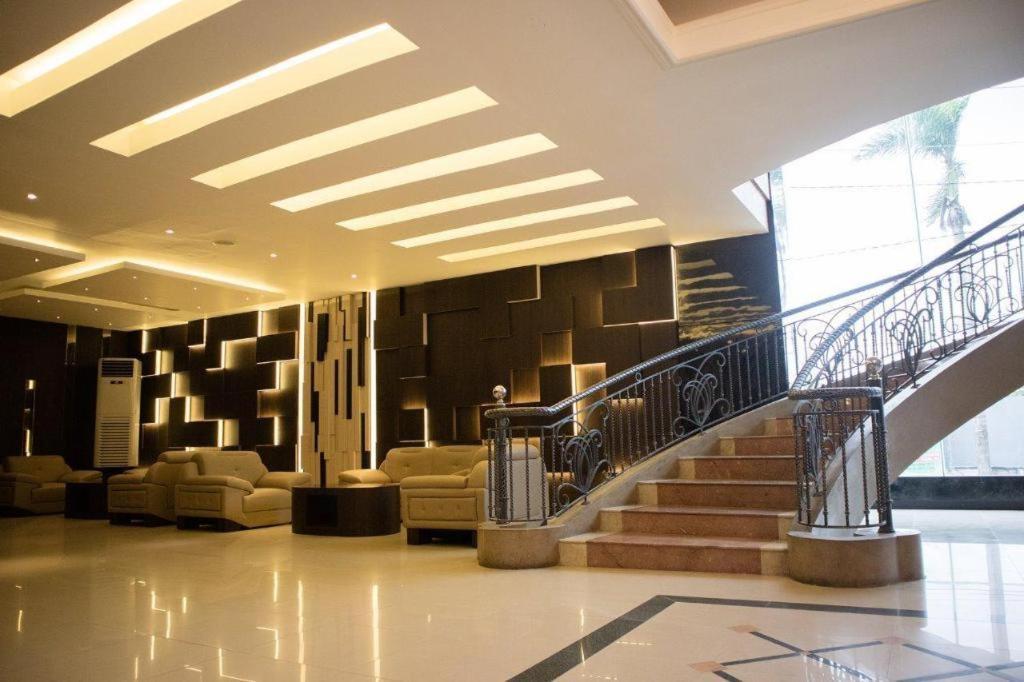 Karlita Hotel Tegal Dış mekan fotoğraf