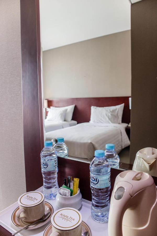 Karlita Hotel Tegal Dış mekan fotoğraf